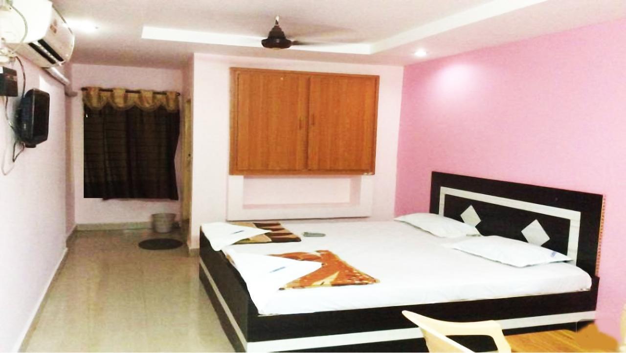 Hotel Upendra Residency Kadapa エクステリア 写真